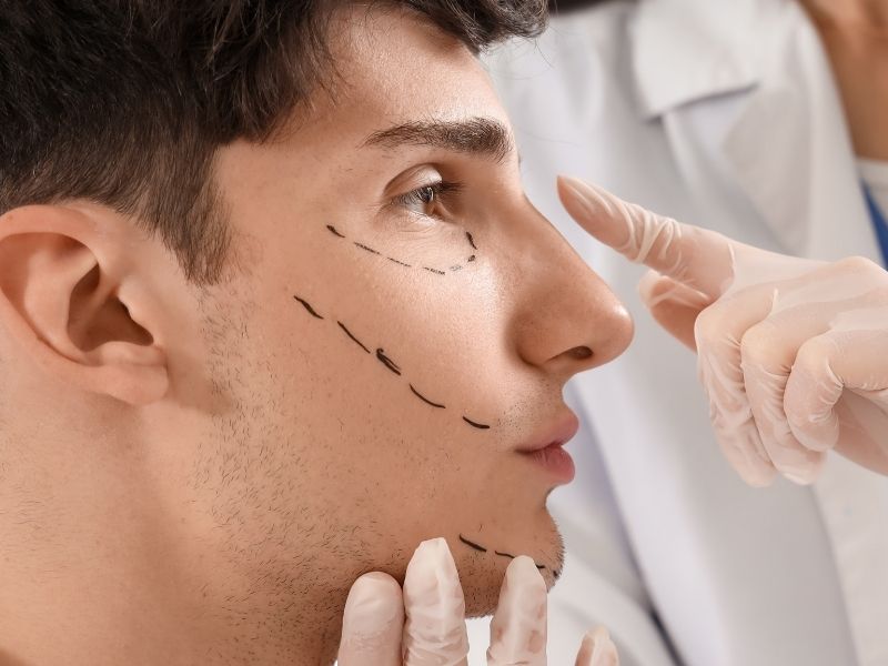 kapali-burun-estetigi-nasil-yapilir